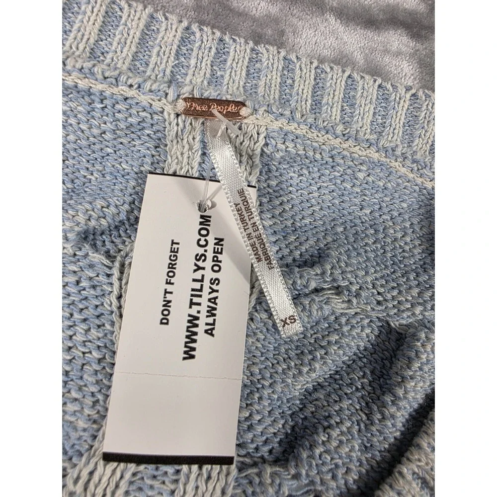 NWT FREE PEOPLE Blue Washed‎ Chunky Cable Knit Womens XS V-Neck Cropped Sweater